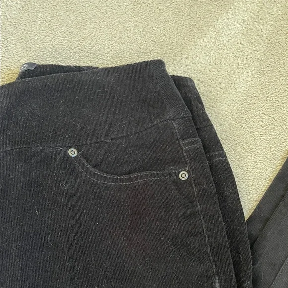 Chadwicks Petite Black Straight Leg Pull On Cords - Picture 4 of 9